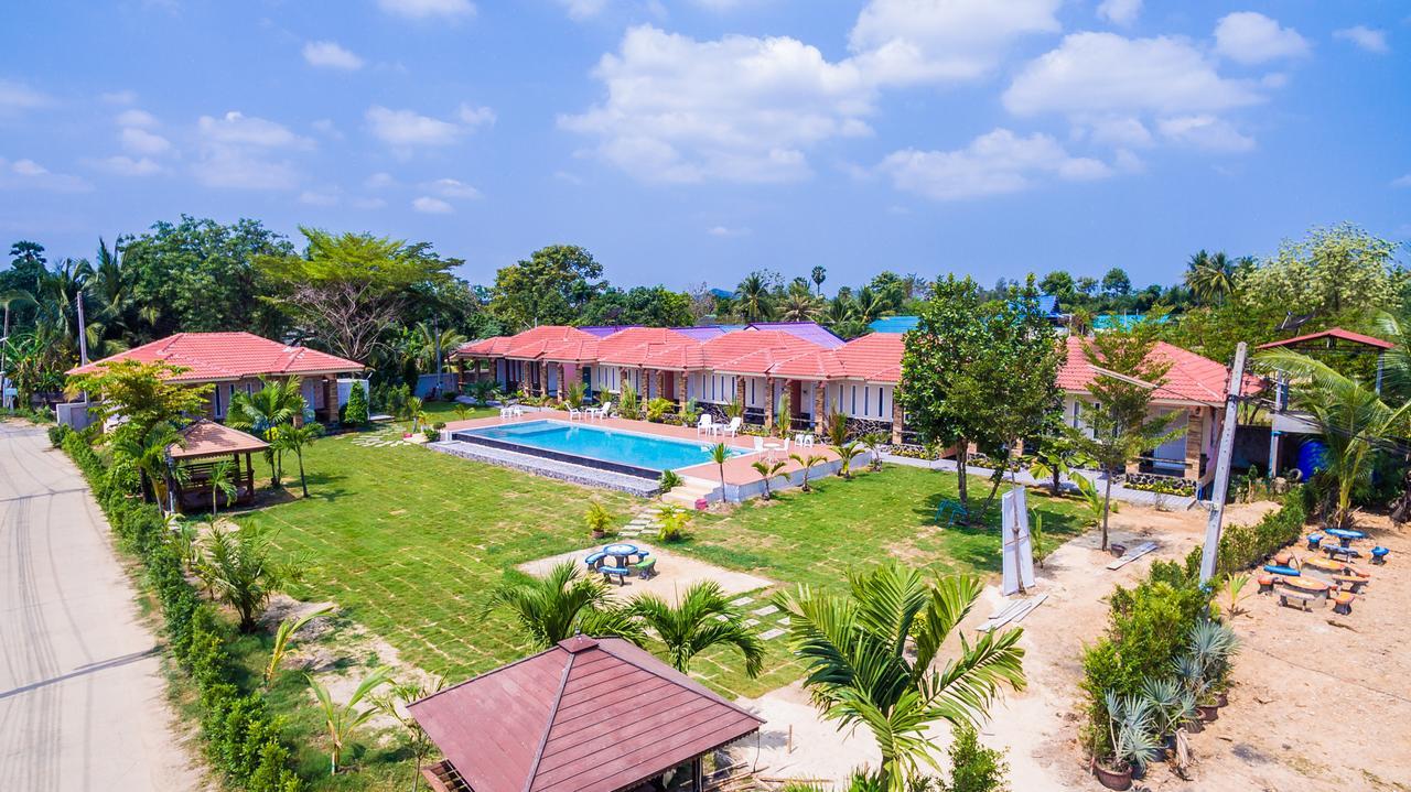Diane Hotel Πετσαμπούρι Εξωτερικό φωτογραφία